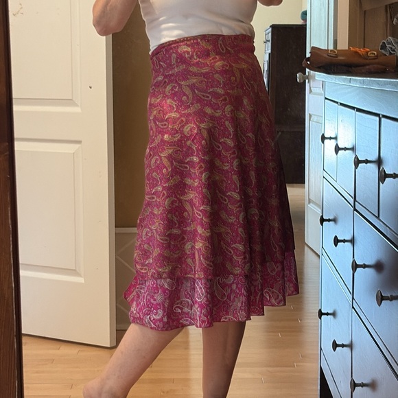 Pink Paisley Reversible Women's Skirt - Picture 5 of 7